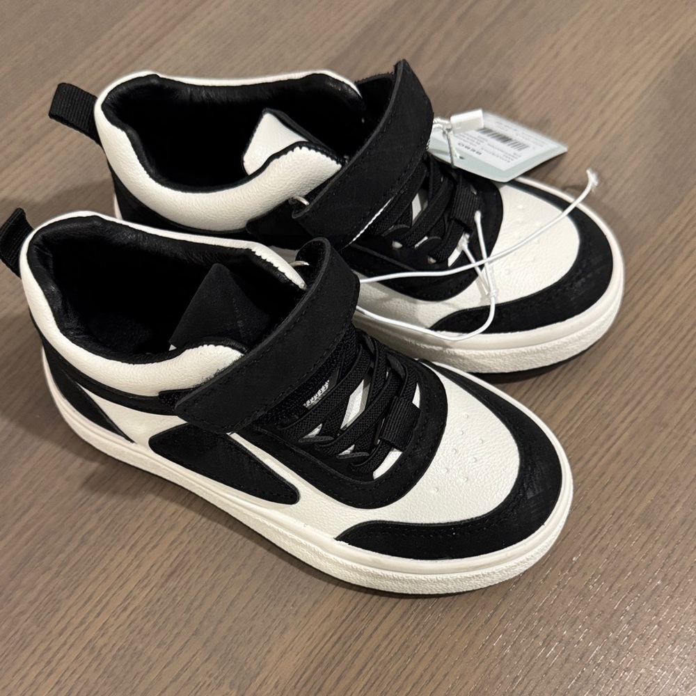 Kids Black and White Sneakers with Velcro Strap